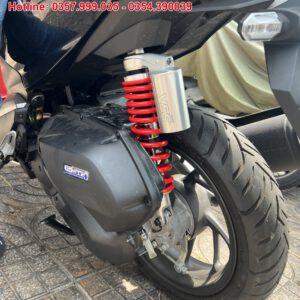 PHUỘC YSS VARIO 160/CLICK 160'22 BÌNH DẦU BẠC phân phối chính hãng bởi YSS.vn,sản phẩm cam kết nhập khẩu chính hãng có hóa đơn nhập khẩu đầy đủ.