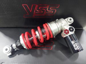 Phuộc Yss cho Yamaha YZF-R1 Nhập khẩu chính hãng YSS Thái Lan bởi YSS.VN . Liên hệ 0354.390039 - 0357.999.035 Mã : MG456-315HRWJ-58R-858